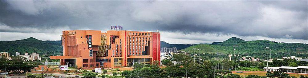 Vits Hotel ปูเน่ ภายนอก รูปภาพ